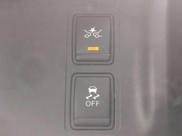 セレナ ライダー　オーテック３０ｔｈアニバーサリー　プロパイロット／エマブレ／セーフティパックＢ／両側電スラ／全方位カメラ／純正フルセグナビ／デジタルインナミラー／革シート／シートヒーター／パーキングアシスト／スマートキー／プッシュスタート（38枚目）