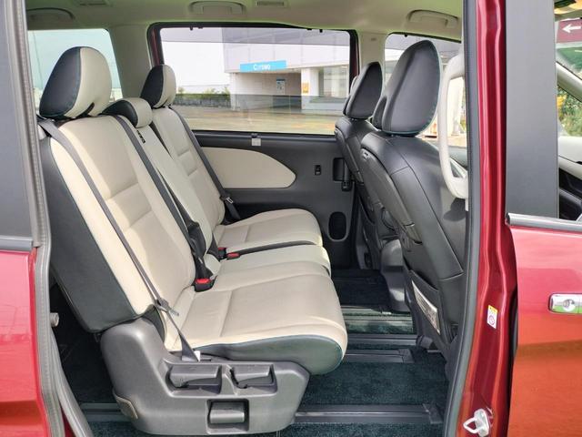 セレナ ライダー　オーテック３０ｔｈアニバーサリー　プロパイロット／エマブレ／セーフティパックＢ／両側電スラ／全方位カメラ／純正フルセグナビ／デジタルインナミラー／革シート／シートヒーター／パーキングアシスト／スマートキー／プッシュスタート（59枚目）