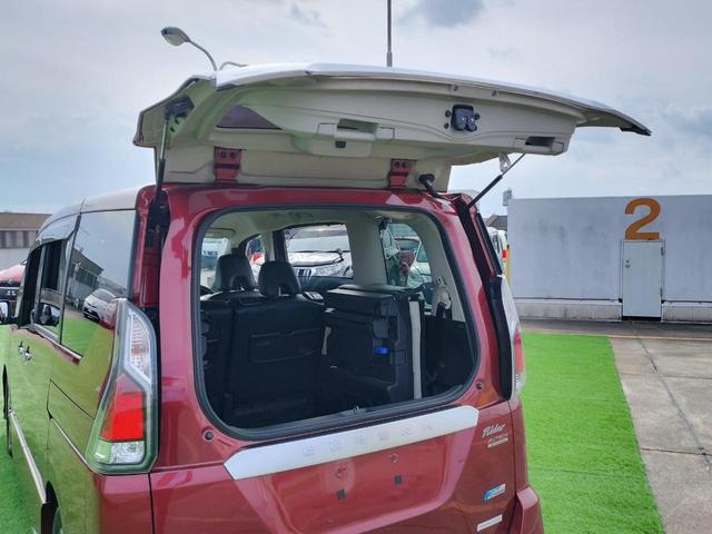 セレナ ライダー　オーテック３０ｔｈアニバーサリー　プロパイロット／エマブレ／セーフティパックＢ／両側電スラ／全方位カメラ／純正フルセグナビ／デジタルインナミラー／革シート／シートヒーター／パーキングアシスト／スマートキー／プッシュスタート（76枚目）