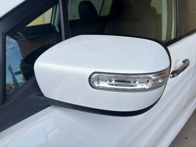 プレマシー ２０Ｓ　プレステージスタイルＩＩ　特別仕様／両側電動スライド／ナビ／ＥＴＣ／Ｂカメラ／フルセグ／スマートキー／ＬＥＤウインカーミラー／Ｂｌｕｅｔｏｏｔｈ／ローダウン／ＨＩＤヘッド／フロントフォグランプ／純正１７ＡＷ（33枚目）