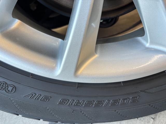 インプレッサG4 2.0iアイサイト 革シート/純正ナビ/Bカメラ/ETC/クルーズコントロール/シートヒーター/パワーシート/フルセグ/スマートキー/パワステ/Bluetooth接続/HIDヘッド/フロントフォグランプ/純正16AW(30枚目)