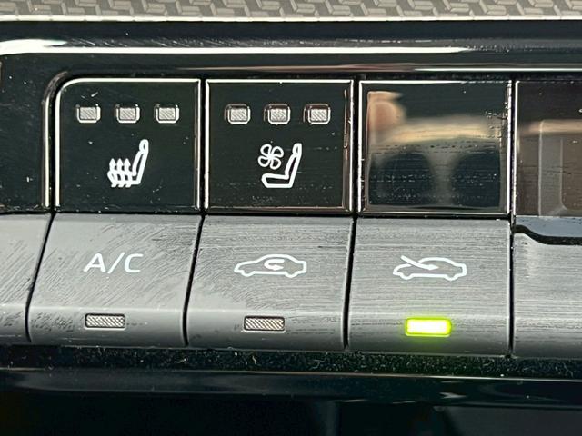 プリウス Ｚ　衝突軽減ブレーキ／レーダークルコン／革シート／シートヒーター／シートクーラー／１２．３インチ純正ナビ／全方位カメラ／ＬＥＤヘッドライト／パワーゲート／ＥＴＣ／スマートキー／プッシュスタート／（34枚目）