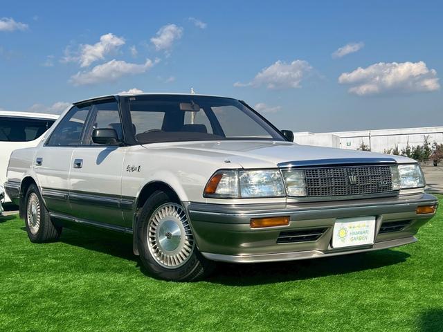 クラウン 　パワーシート／クルーズコントロール／純正アルミホイール／オートライト／集中ドアロック／電格ミラー／パワステ／パワーウインドウ／オートエアコン（8枚目）