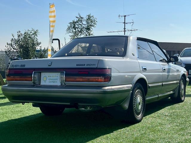 クラウン 　パワーシート／クルーズコントロール／純正アルミホイール／オートライト／集中ドアロック／電格ミラー／パワステ／パワーウインドウ／オートエアコン（12枚目）