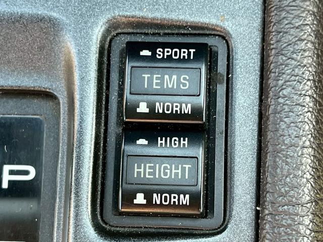 クラウン 　パワーシート／クルーズコントロール／純正アルミホイール／オートライト／集中ドアロック／電格ミラー／パワステ／パワーウインドウ／オートエアコン（34枚目）