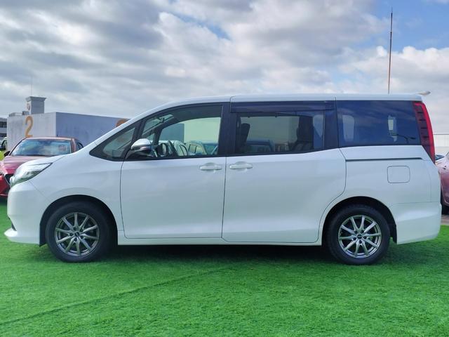 ノア X 両側パワースライドドア/プッシュスタートキー/カロッツェリアナビTV/バックカメラ/ETC/社外黒皮調シートカバー/LEDヘッドライト/車検整備付き(16枚目)