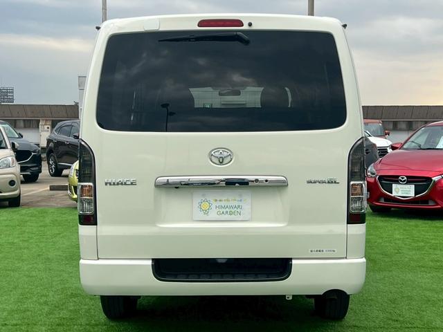 ハイエースバン ロングスーパーＧＬ　４型／プッシュスタートキー／ＬＥＤヘッドライト／社外ナビＴＶ／バックカメラ／ＥＴＣ／レザー調シートカバー／社外革巻ステアリング／社外テールレンズ／オートエアコン／車検整備付き（12枚目）