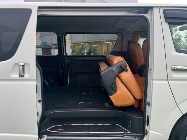 ハイエースバン ロングスーパーＧＬ　４型／プッシュスタートキー／ＬＥＤヘッドライト／社外ナビＴＶ／バックカメラ／ＥＴＣ／レザー調シートカバー／社外革巻ステアリング／社外テールレンズ／オートエアコン／車検整備付き（55枚目）