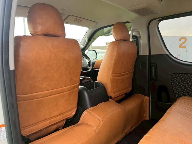 ハイエースバン ロングスーパーＧＬ　４型／プッシュスタートキー／ＬＥＤヘッドライト／社外ナビＴＶ／バックカメラ／ＥＴＣ／レザー調シートカバー／社外革巻ステアリング／社外テールレンズ／オートエアコン／車検整備付き（58枚目）