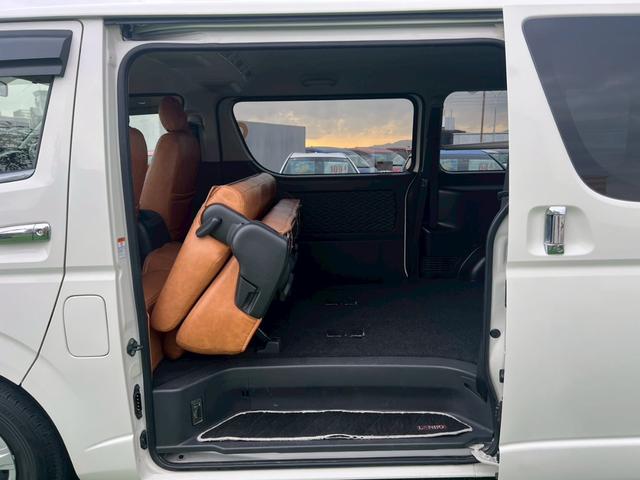 ハイエースバン ロングスーパーＧＬ　４型／プッシュスタートキー／ＬＥＤヘッドライト／社外ナビＴＶ／バックカメラ／ＥＴＣ／レザー調シートカバー／社外革巻ステアリング／社外テールレンズ／オートエアコン／車検整備付き（60枚目）