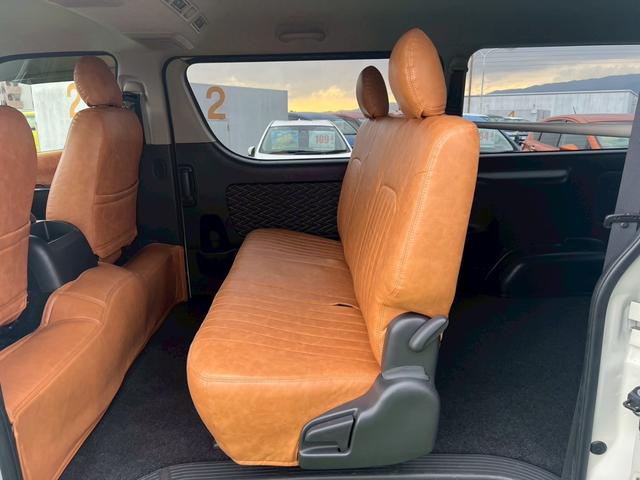 ハイエースバン ロングスーパーＧＬ　４型／プッシュスタートキー／ＬＥＤヘッドライト／社外ナビＴＶ／バックカメラ／ＥＴＣ／レザー調シートカバー／社外革巻ステアリング／社外テールレンズ／オートエアコン／車検整備付き（61枚目）