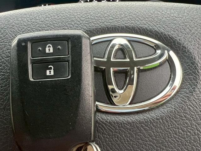 ハイエースバン ロングスーパーＧＬ　４型／プッシュスタートキー／ＬＥＤヘッドライト／社外ナビＴＶ／バックカメラ／ＥＴＣ／レザー調シートカバー／社外革巻ステアリング／社外テールレンズ／オートエアコン／車検整備付き（70枚目）