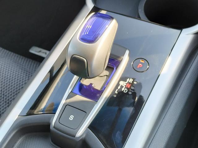 ジェイド ハイブリッドＸ　衝突軽減ブレーキ／純正フルセグナビ／バックカメラ／サイドカメラ／ＥＴＣ／スマートキー／プッシュスタート／ＬＥＤヘッドライト／オートライト／クルコン／ハーフレザーシート／純正ＡＷ（37枚目）