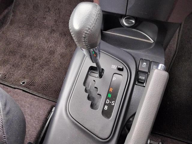 iQ 100G モデリスタエアロ/スマートキー/プッシュスタート/ポータルナビ/Bカメラ/ステリモ/4人乗り/社外17AW/ヘッドライトイベライザー/横滑り防止装置(26枚目)