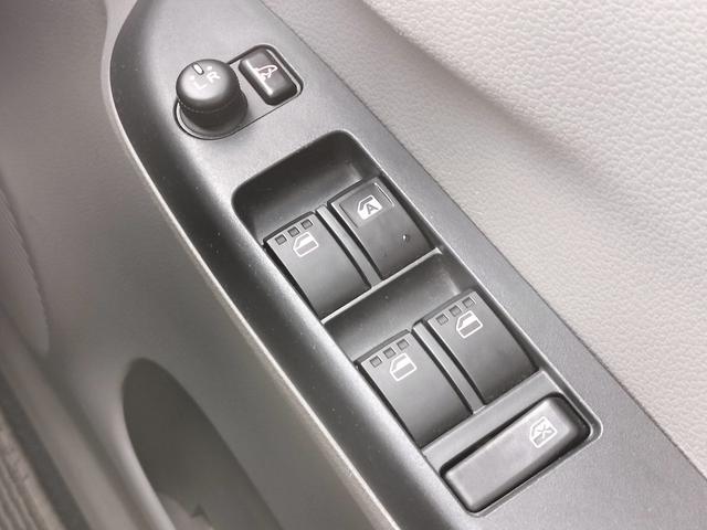 ミライース Ｘ　メモリアルエディション　純正ナビ／フルセグ／ＢＴ接続可／ＣＤ／ＤＶＤ／キーレス／ＥＴＣ／アイドリングストップ／純正アルミホイール／ＡＢＳ／電格ミラー／集中ドアロック（30枚目）