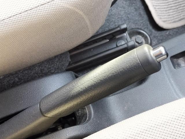 ミライース Ｘ　メモリアルエディション　純正ナビ／フルセグ／ＢＴ接続可／ＣＤ／ＤＶＤ／キーレス／ＥＴＣ／アイドリングストップ／純正アルミホイール／ＡＢＳ／電格ミラー／集中ドアロック（32枚目）