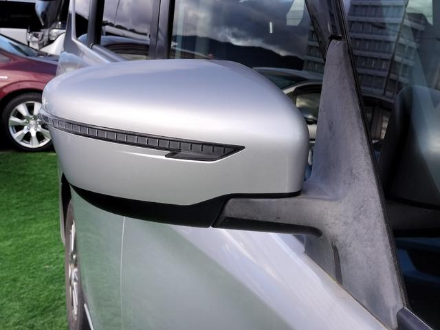 セレナ Ｘ　両側電動スライドドア／衝突軽減ブレーキ／純正ナビ／バックカメラ／ＥＴＣ／クルコン／スマートキー／プッシュスタート／社外アルミホイール／オートライト／横滑り防止装置（20枚目）