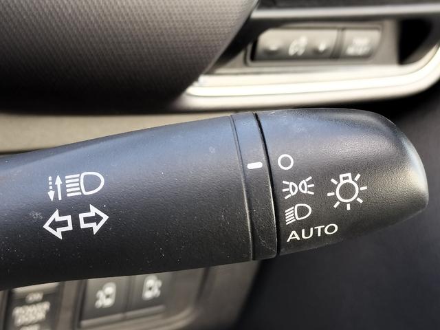 セレナ Ｘ　両側電動スライドドア／衝突軽減ブレーキ／純正ナビ／バックカメラ／ＥＴＣ／クルコン／スマートキー／プッシュスタート／社外アルミホイール／オートライト／横滑り防止装置（28枚目）