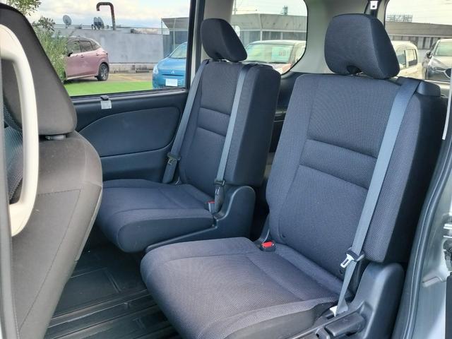 セレナ Ｘ　両側電動スライドドア／衝突軽減ブレーキ／純正ナビ／バックカメラ／ＥＴＣ／クルコン／スマートキー／プッシュスタート／社外アルミホイール／オートライト／横滑り防止装置（53枚目）