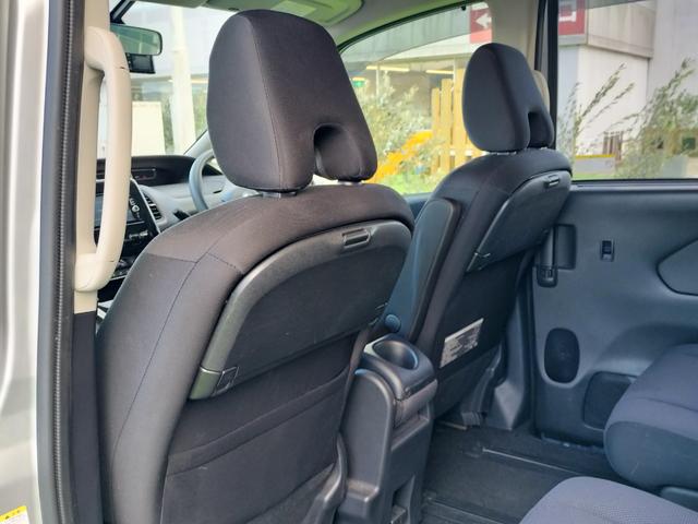 セレナ Ｘ　両側電動スライドドア／衝突軽減ブレーキ／純正ナビ／バックカメラ／ＥＴＣ／クルコン／スマートキー／プッシュスタート／社外アルミホイール／オートライト／横滑り防止装置（55枚目）