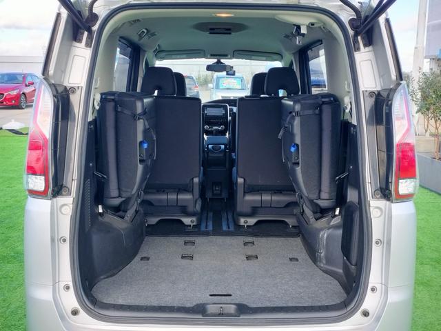 セレナ Ｘ　両側電動スライドドア／衝突軽減ブレーキ／純正ナビ／バックカメラ／ＥＴＣ／クルコン／スマートキー／プッシュスタート／社外アルミホイール／オートライト／横滑り防止装置（62枚目）