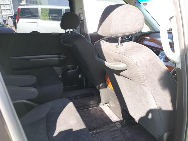 エリシオン ＧエアロＨＤＤナビスペシャルパッケージ　当社買取車両／両側電動スライドドア／ローダウン　車高調／社外２０インチアルミホイル／純正ＨＤＤインターナビ／バックカメラ／ＥＴＣ／コーナーセンダー／デジタルインナーミラー（52枚目）