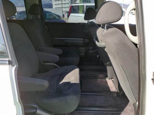 エリシオン ＧエアロＨＤＤナビスペシャルパッケージ　当社買取車両／両側電動スライドドア／ローダウン　車高調／社外２０インチアルミホイル／純正ＨＤＤインターナビ／バックカメラ／ＥＴＣ／コーナーセンダー／デジタルインナーミラー（53枚目）