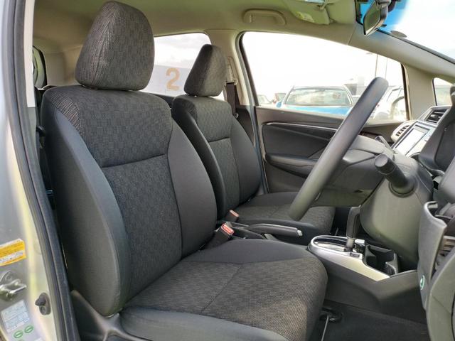 フィット １３Ｇ・Ｆパッケージ　純正ナビ／テレビ／ＢＴ接続可／ＣＤ／ＤＶＤ／ＥＴＣ／スマートキー／プッシュスタート／横滑り防止装置／アイドリングストップ／電格ミラー／集中ドアロック（48枚目）