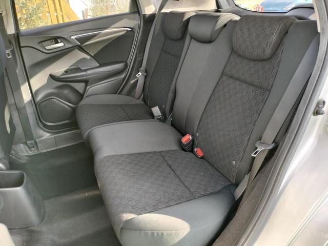 フィット １３Ｇ・Ｆパッケージ　純正ナビ／テレビ／ＢＴ接続可／ＣＤ／ＤＶＤ／ＥＴＣ／スマートキー／プッシュスタート／横滑り防止装置／アイドリングストップ／電格ミラー／集中ドアロック（58枚目）