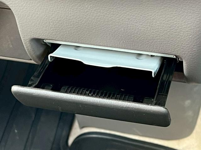 エブリイ ジョイン　５ＡＧＳ／シェルフ／キーレスキー／純正オーディオ／両側スライドドア／電動格納ミラー／ヘッドライトレベライザー／Ｗエアバッグ／パワーステアリング／パワーウィンドウ（33枚目）