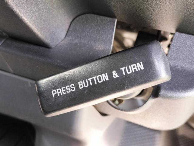 ハイエースバン ロングＤＸ　３人乗り／積載量１２５０キロ／純正ナビ／バックカメラ／ＥＴＣ／両側スライドドア／キーレス／集中ドアロック／ＡＢＳ／ヘッドライトイベライザー（42枚目）