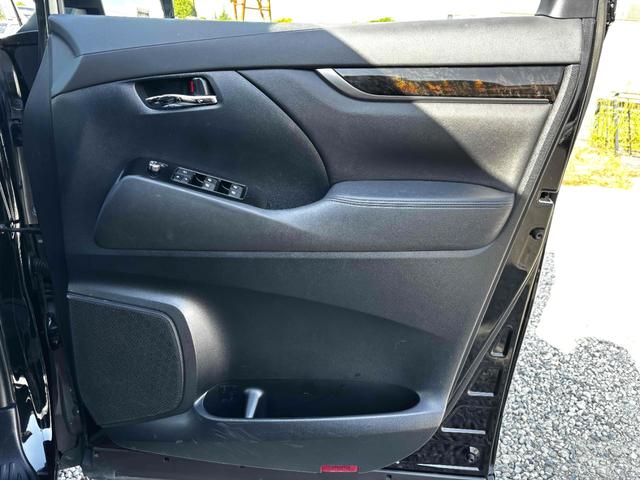 ヴェルファイア 2.5Z モデリスタエアロ トヨタ純正フルセグナビTV バックモニター アルパインフリップダウンモニター 左右パワースライドドア クリアランスソナー ブリッツ車高調 ユピテルレーザースーパーキャットシステム(13枚目)