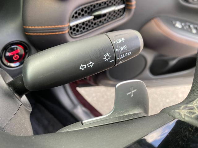 ＺＲ－Ｖ ｅ：ＨＥＶ　Ｚ　ワンオーナー　禁煙車　純正ナビ　全方位カメラ　フルセグＴＶ　置くだけ充電　ＢＯＳＥサウンド　ホンダセンシング　パワーバックドア　ステアリングヒーター　シートヒーター　ＥＴＣ　ドラレコ（30枚目）