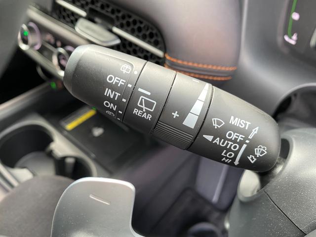 ＺＲ－Ｖ ｅ：ＨＥＶ　Ｚ　ワンオーナー　禁煙車　純正ナビ　全方位カメラ　フルセグＴＶ　置くだけ充電　ＢＯＳＥサウンド　ホンダセンシング　パワーバックドア　ステアリングヒーター　シートヒーター　ＥＴＣ　ドラレコ（31枚目）