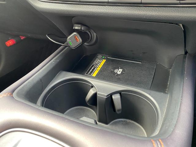 ＺＲ－Ｖ ｅ：ＨＥＶ　Ｚ　ワンオーナー　禁煙車　純正ナビ　全方位カメラ　フルセグＴＶ　置くだけ充電　ＢＯＳＥサウンド　ホンダセンシング　パワーバックドア　ステアリングヒーター　シートヒーター　ＥＴＣ　ドラレコ（39枚目）