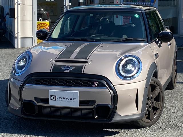 ＭＩＮＩ 　クーパーＳ　ワンオーナー　禁煙車　純正ナビ　バックカメラ　Ａｐｐｌｅｃａｒｐｌａｙ　純正１７インチＡＷ　アンビエントライト　ＬＥＤヘッドライト　　ＥＴＣ　ドラレコ　アダクティブクルーズコントロール（2枚目）