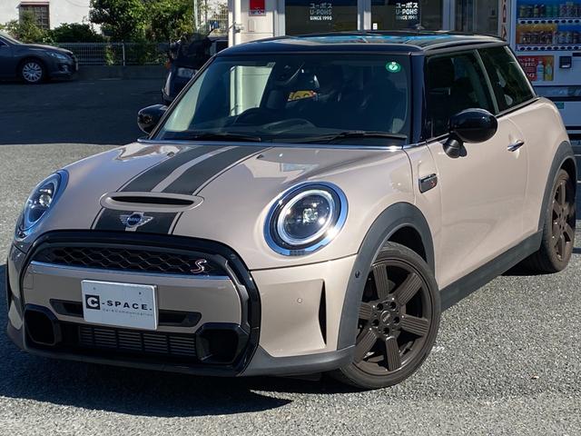 ＭＩＮＩ 　クーパーＳ　ワンオーナー　禁煙車　純正ナビ　バックカメラ　Ａｐｐｌｅｃａｒｐｌａｙ　純正１７インチＡＷ　アンビエントライト　ＬＥＤヘッドライト　　ＥＴＣ　ドラレコ　アダクティブクルーズコントロール（3枚目）