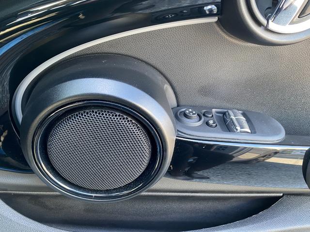 ＭＩＮＩ 　クーパーＳ　ワンオーナー　禁煙車　純正ナビ　バックカメラ　Ａｐｐｌｅｃａｒｐｌａｙ　純正１７インチＡＷ　アンビエントライト　ＬＥＤヘッドライト　　ＥＴＣ　ドラレコ　アダクティブクルーズコントロール（29枚目）