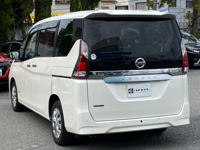 セレナ XV ワンオーナー 禁煙車 純正ナビ アラウンドビューモニター 両側パワースライドドア ブラインドスポットモニター オートハイビーム クルーズコントロール ETC ドライブレコーダー(12枚目)