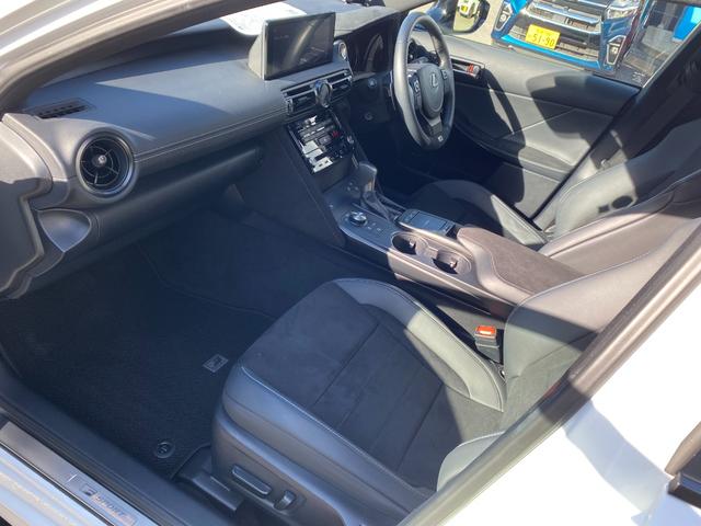 IS IS500 Fスポーツパフォーマンス ワンオーナー 禁煙車 純正ナビ 全方位カメラ フルセグTV サンルーフ オレンジキャリパー ブラインドスポットモニター ハーフレザーシート シートヒーター ベンチレーション 前後ドラレコ ETC2.0(22枚目)