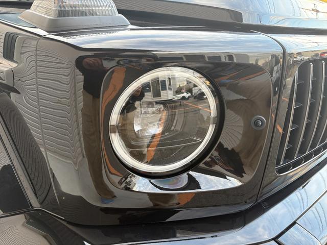 Gクラス マヌファクトゥーア・プログラム・プラス/AMGカーボンファイバーインテリアトリム/21インチAMGアルミホイール/AMGナイトパッケージ(7枚目)