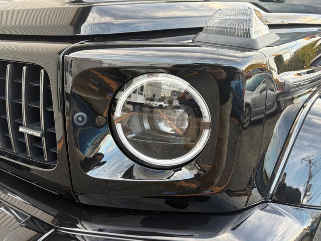 Gクラス マヌファクトゥーア・プログラム・プラス/AMGカーボンファイバーインテリアトリム/21インチAMGアルミホイール/AMGナイトパッケージ(8枚目)