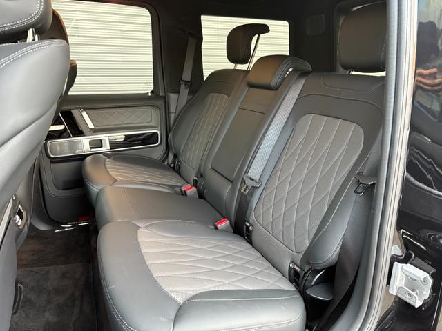 Gクラス マヌファクトゥーア・プログラム・プラス/AMGカーボンファイバーインテリアトリム/21インチAMGアルミホイール/AMGナイトパッケージ(22枚目)