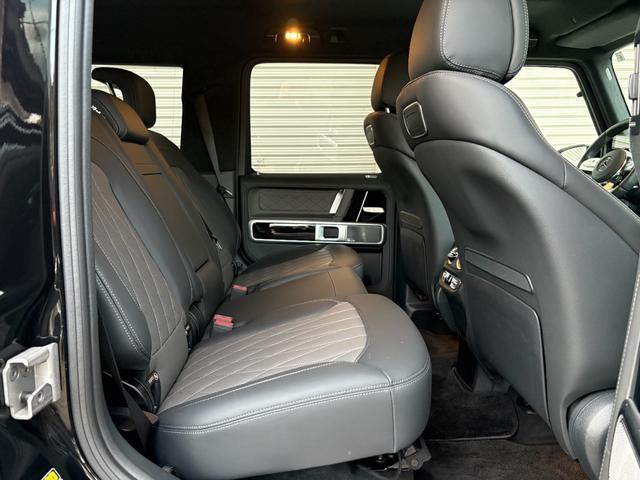 Gクラス マヌファクトゥーア・プログラム・プラス/AMGカーボンファイバーインテリアトリム/21インチAMGアルミホイール/AMGナイトパッケージ(29枚目)