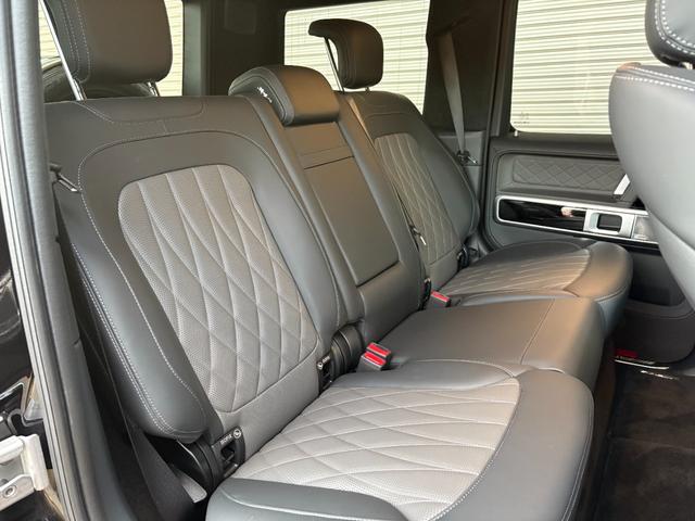 Gクラス マヌファクトゥーア・プログラム・プラス/AMGカーボンファイバーインテリアトリム/21インチAMGアルミホイール/AMGナイトパッケージ(30枚目)