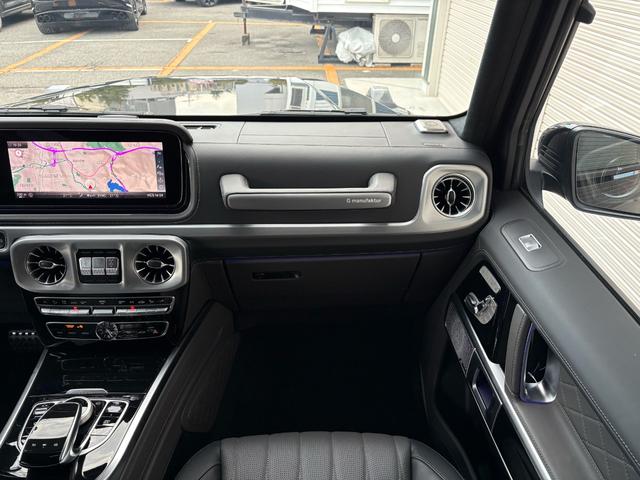 Gクラス マヌファクトゥーア・プログラム・プラス/AMGカーボンファイバーインテリアトリム/21インチAMGアルミホイール/AMGナイトパッケージ(34枚目)