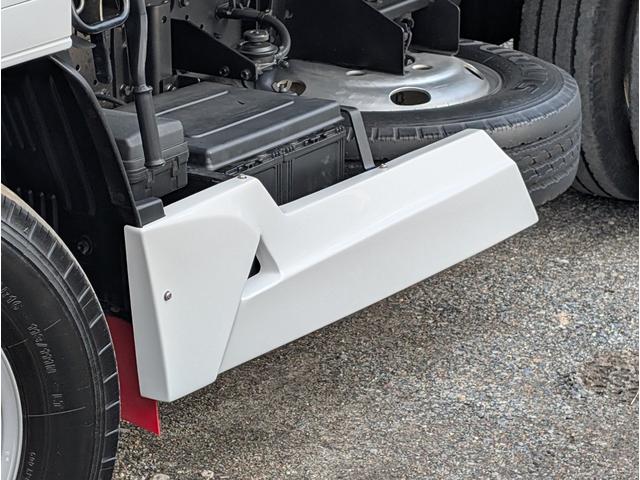 エルフトラック 3t低床強化ダンプ・3tダンプ・6MT・フルフラットロー 積載3000kg・リアロックピン2か所・角出し左右・低床ダンプ・強化ダンプ(19枚目)