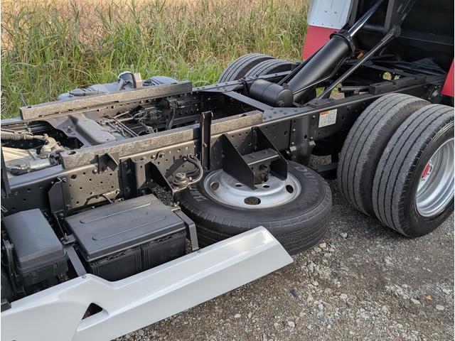 エルフトラック 3t低床強化ダンプ・3tダンプ・6MT・フルフラットロー 積載3000kg・リアロックピン2か所・角出し左右・低床ダンプ・強化ダンプ(33枚目)