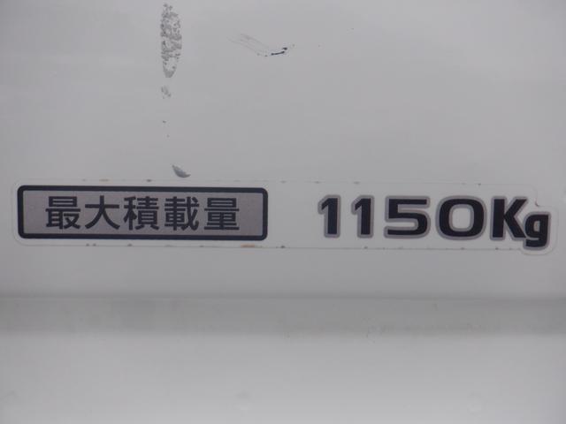 ＤＸ　ワンオーナー　低床　積載量１．１５ｔ　三方開　５速ＭＴ　キーレス　Ｗエアバッグ　ＡＢＳ　パワーウィンドウ　取説　保証書　ドアバイザー　点検記録簿　シングルタイヤ(13枚目)