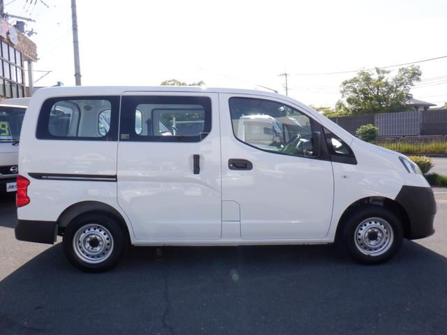 日産 ＮＶ２００バネットバン